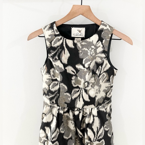 Anthropologie Tabitha Floral A-Line Dress Black and Gray Size 0 - Picture 3 of 7